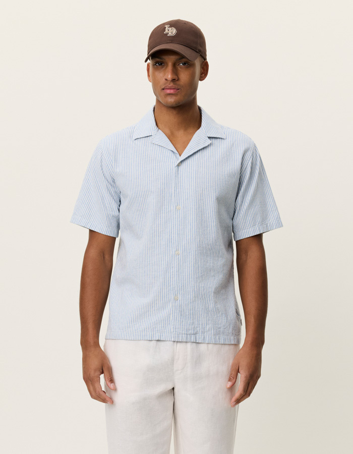Gestreept katoen-linnen hemd met korte mouwen in allure