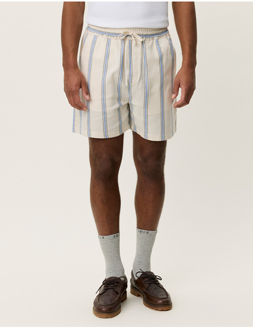 Gestreepte katoenen shorts met regular fit in eggnog white