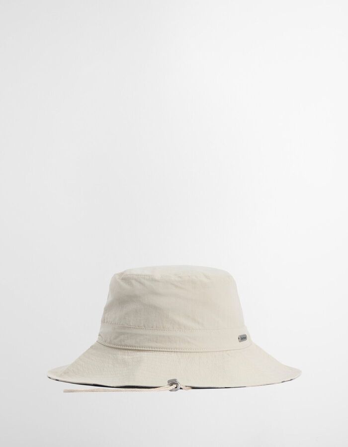 Hoed in beige met geruite onderzijde