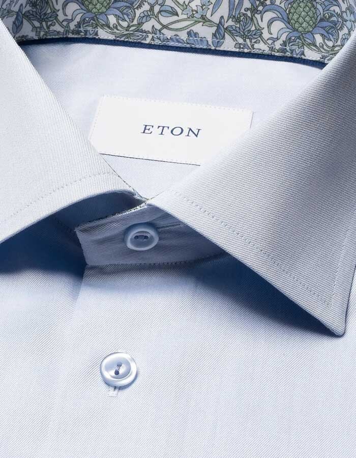 Slim fit signature twill hemd met contrastdetails in lichtblauw