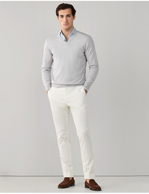 Regular fit katoen-cashmere V-hals trui met elleboogpatches in tin grey