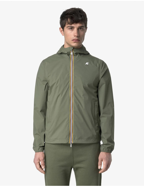 Slim fit waterdichte nylon vest met jersey voering in green lichen