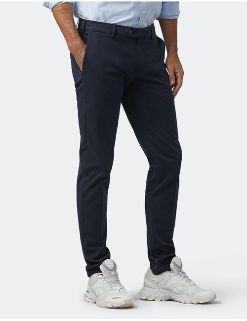 Slim fit chino in fairtrade katoen met stretch in navy