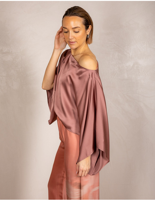 Satijnen blouse met asymmetrische hals in paars