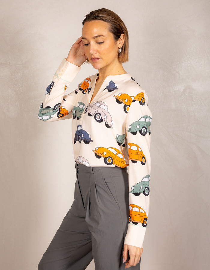 Blouse met retro autoprint in zijdeblend