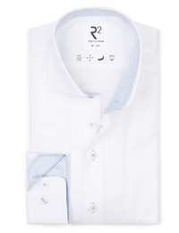 modern fit hemd in organic katoen wit met lichtblauw contrast