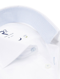 modern fit hemd in organic katoen wit met lichtblauw contrast