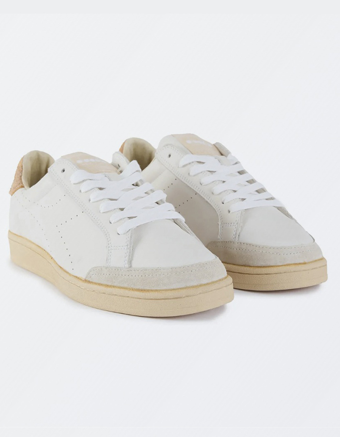 Prestige Plain Used sneaker in leer met suède details hazel brown