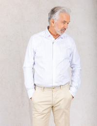 Slim fit oxford hemd in katoen met lichtbeige streep