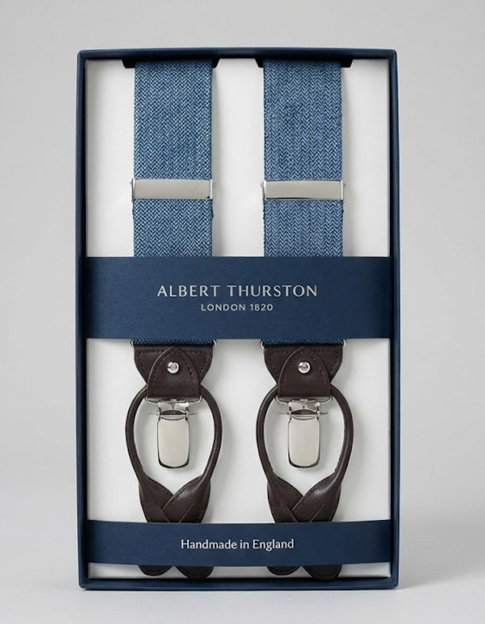 Bretellen visgraatmotief lichtblauw met donkerbruin leder