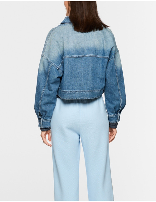 Kort spijkerjasje met ritssluiting