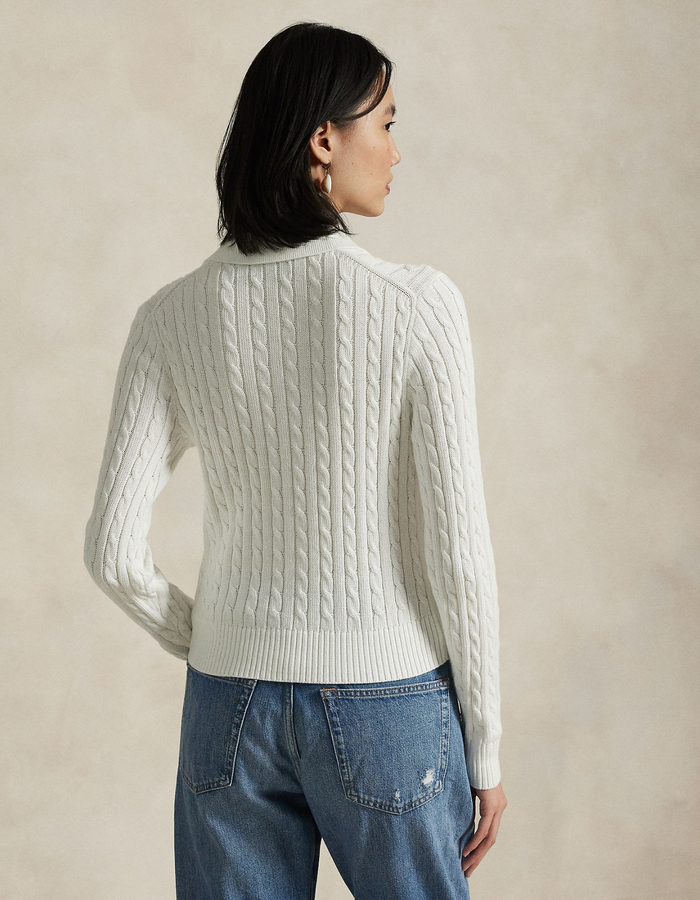 Kabelgebreide katoenen cardigan met kraag in wit