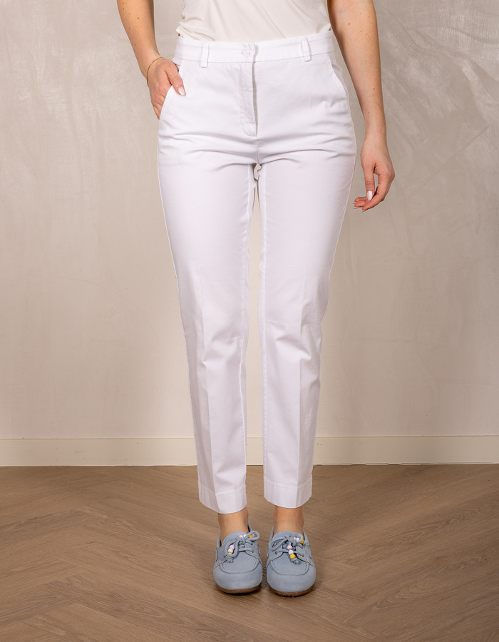 Kiana - broek met rechte pijpen en klassieke pasvorm