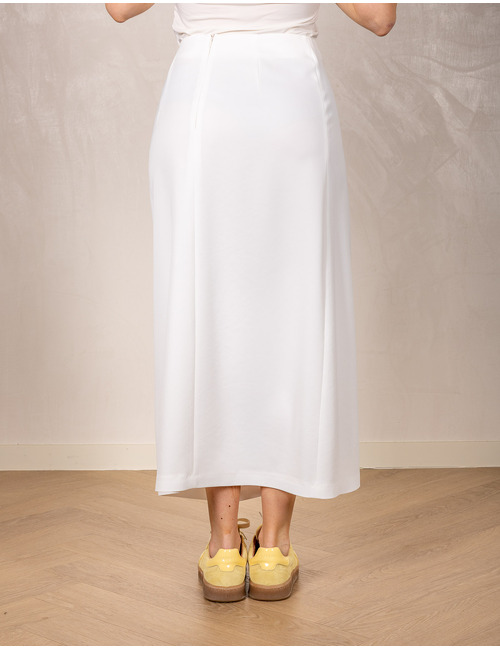 Kaveri - satijnen kokerrok met wikkellook