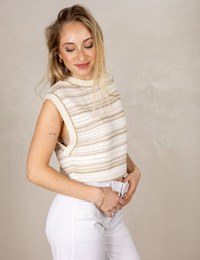 OFELY - Mouwloze cropped trui met streeppatroon