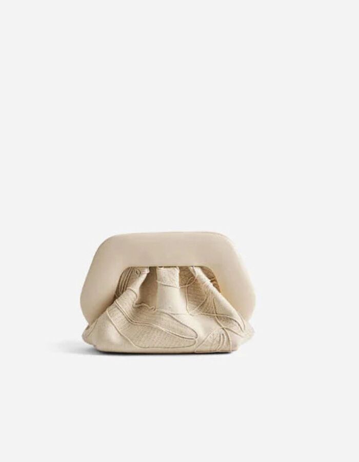 Themoirè handtas ecru