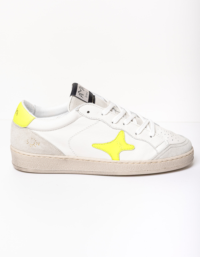 Ama Brand sneaker geel