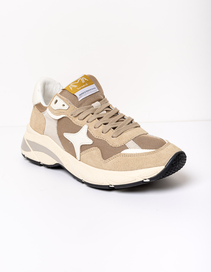 Ama Brand sneaker beige
