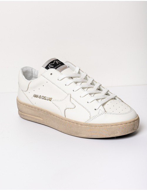 Ama Brand sneaker ecru
