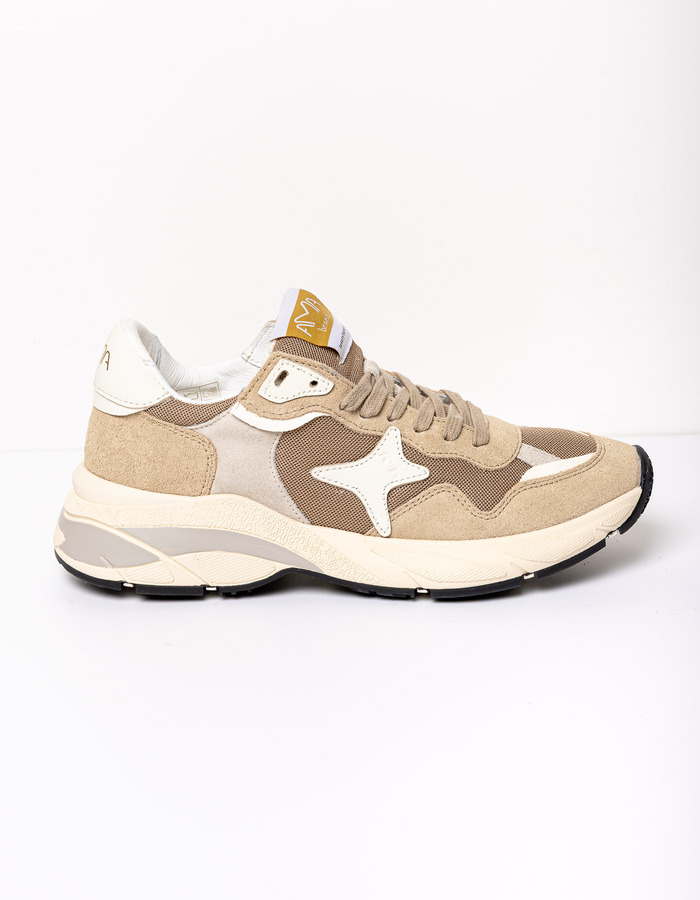 Ama Brand sneaker beige