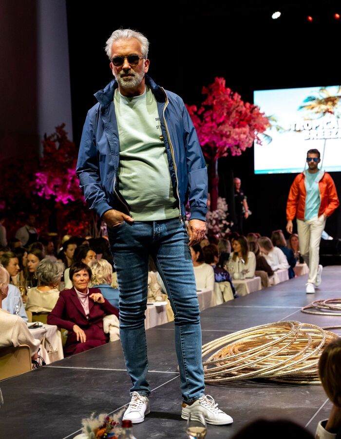 Tropical Breeze - Geert