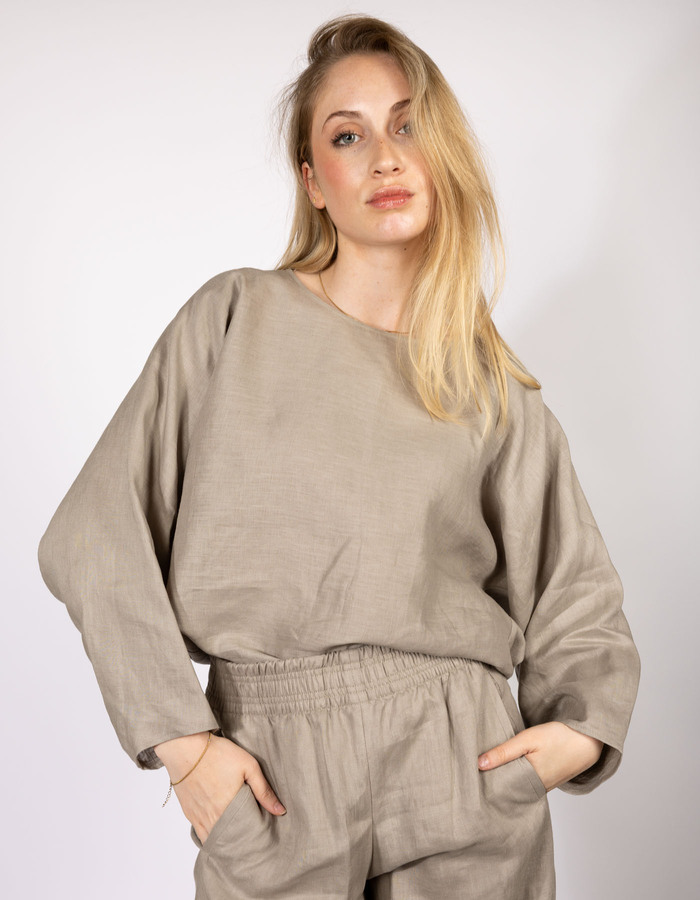 NIALINI - Linnen blouse met ronde hals en relaxed fit