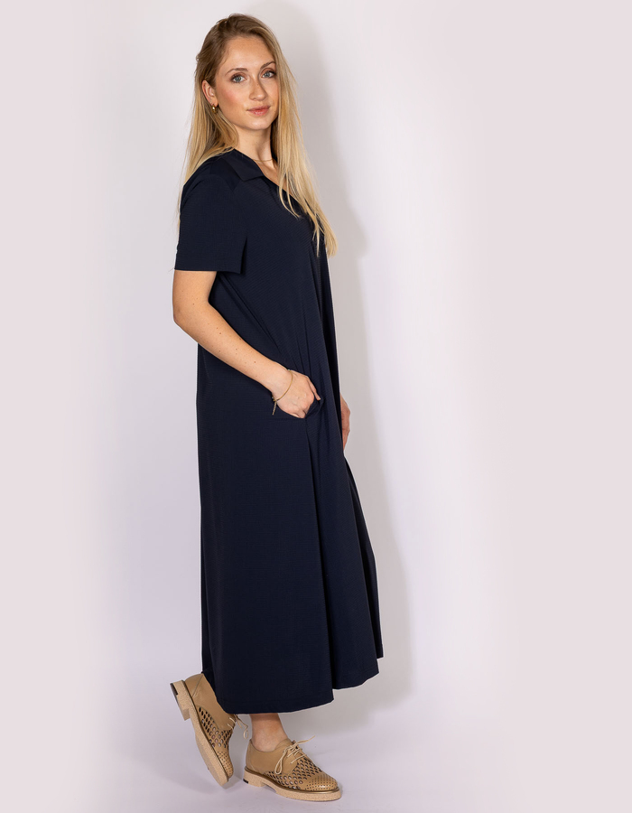 Josephina - Navy maxi jurk met V-hals en korte mouwen