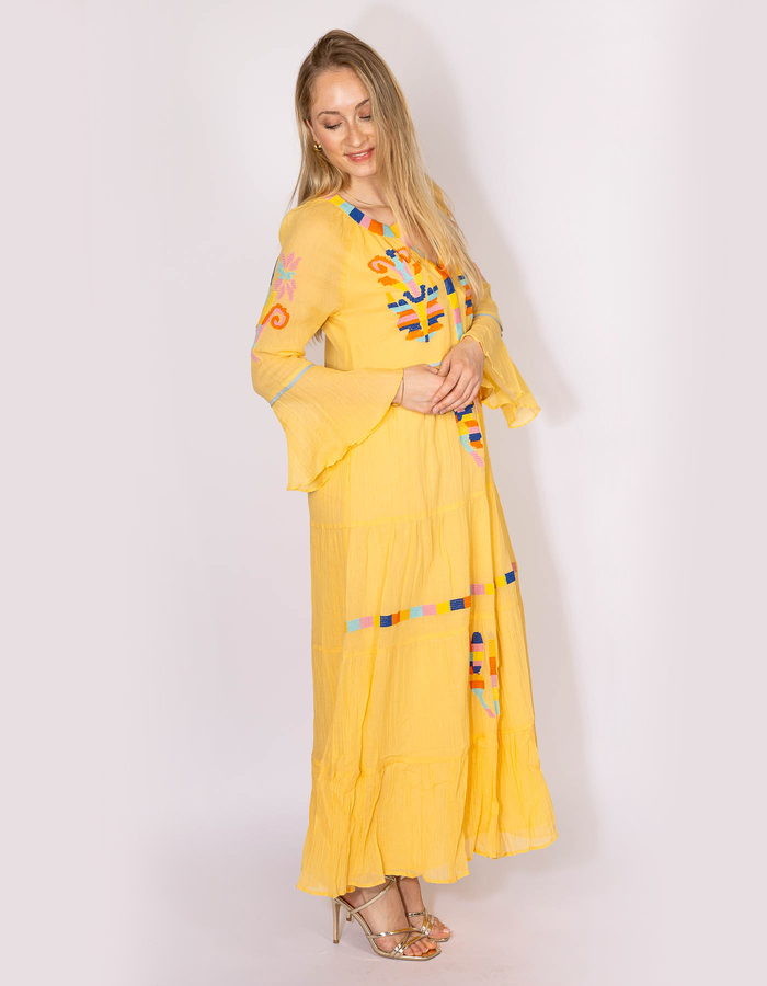 Rene Derhy kleed geel