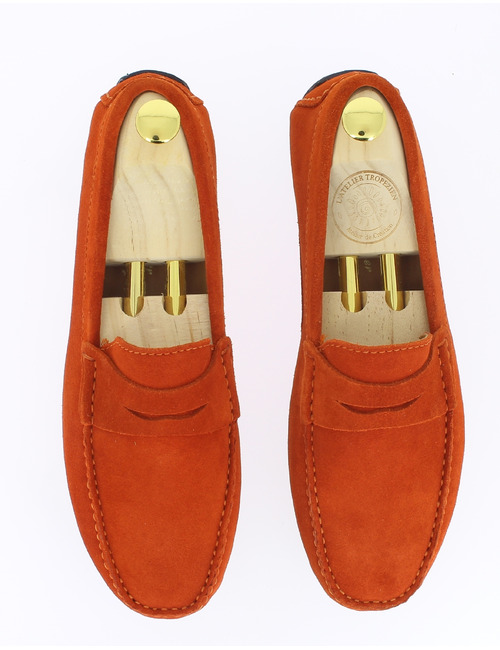 Oranje suède loafer met klassieke pennyband