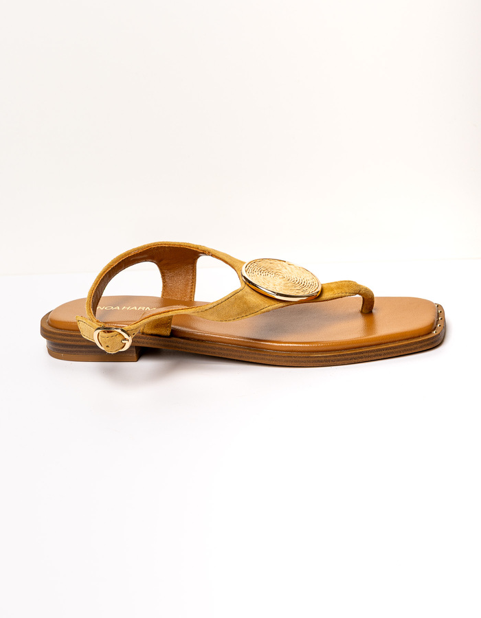 Sandalen met cirkelvormig detail en vierkante neus