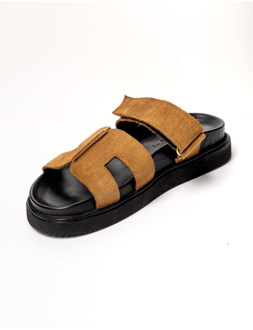 Pavement birkenstock taupe