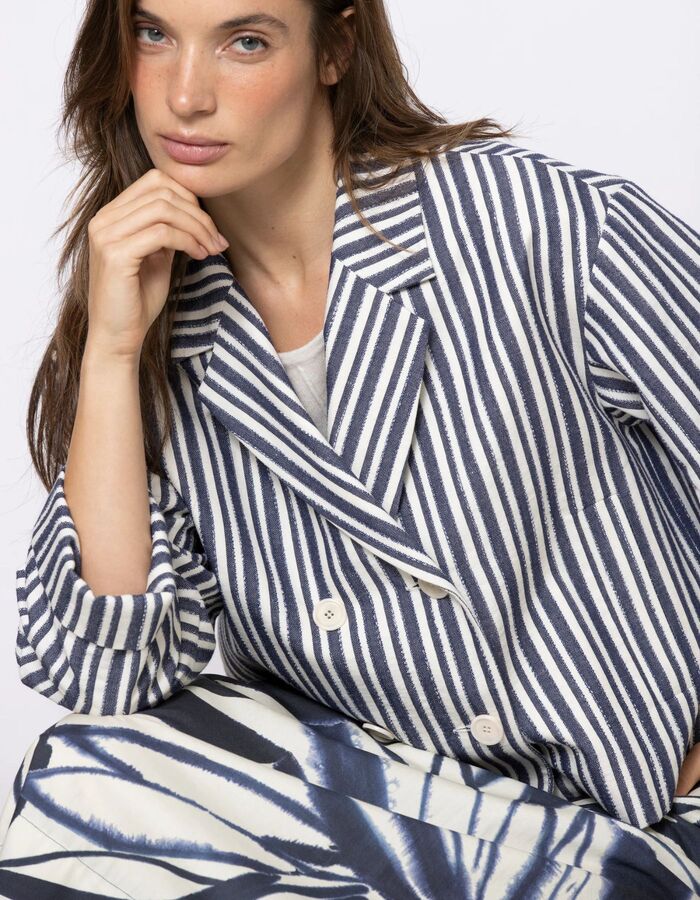 WENDY - Gestreepte blazer met rechte pasvorm en knoopsluiting