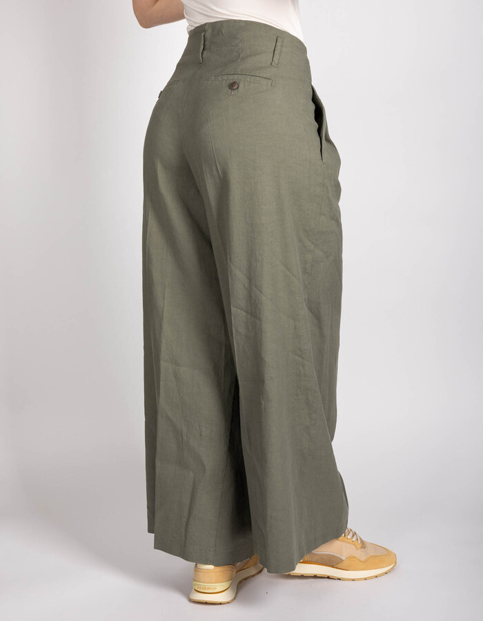 Addison cropped broek in groen met wijde pijpen