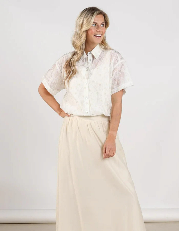 Nukus lange mouw bloes wit