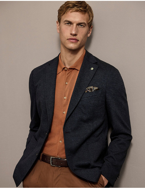 Klassieke blazer in scheerwol met moderne pasvorm