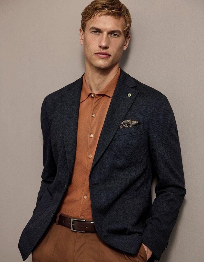 Klassieke blazer in scheerwol met moderne pasvorm