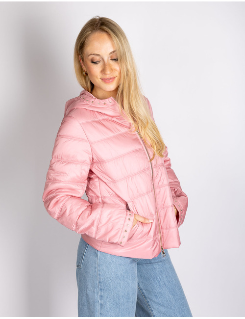 Roze gewatteerde jas met strassdetails en capuchon