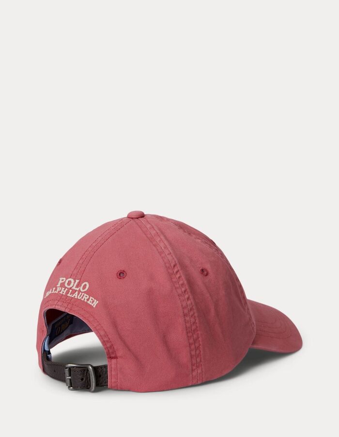 Rode stretch katoenen twill pet met geborduurd logo