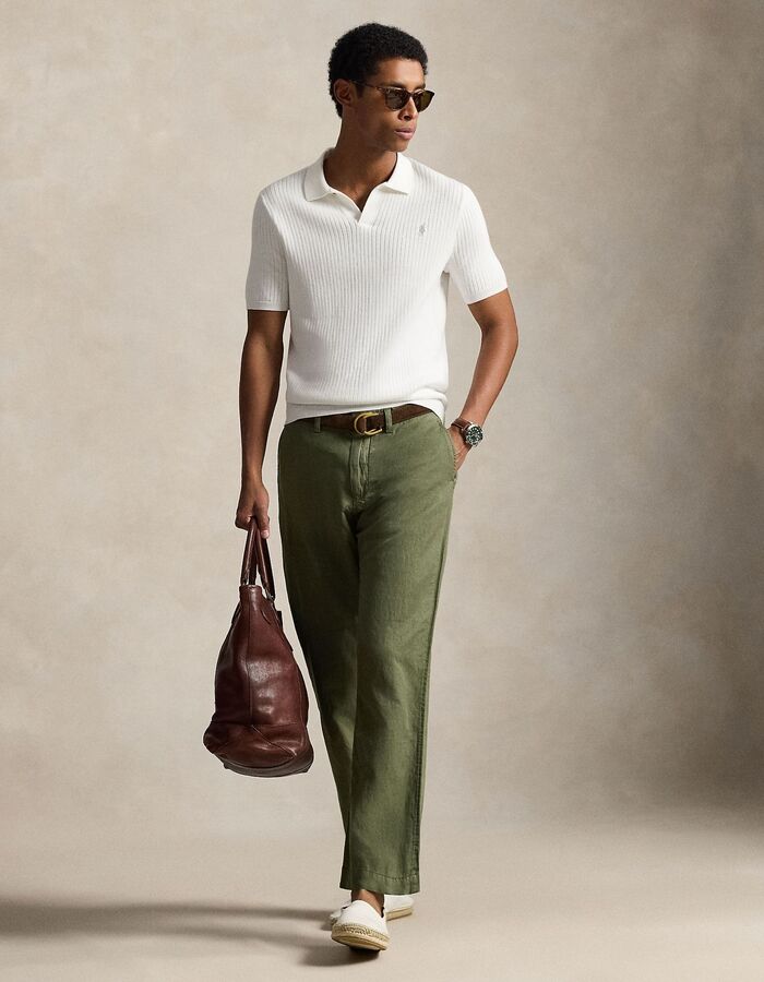 Witte ribgebreide katoenen polo sweater met korte mouwen