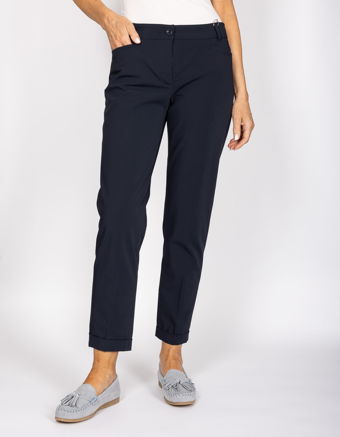 UTE 7/8 TECHNO - Slim fit chino broek in techno katoen