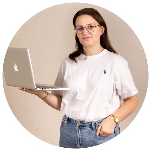 Joyce | Customer care & Marketing