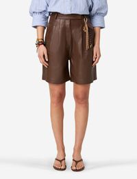Peyah - Leren bermuda met moderne pasvorm