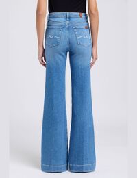 Modern Dojo - jeans met wijde pijpen