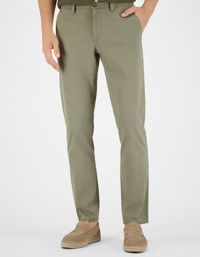 Benito modern fit chino met stretch in khaki