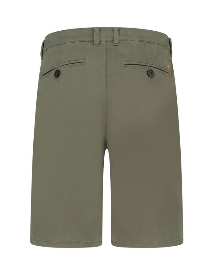 Short Essentials slim fit