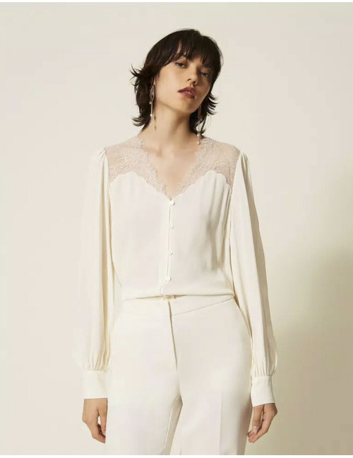 Jacquard blouse met kant in mother of pearl