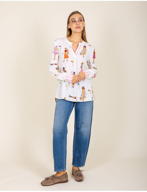 Blouse met speelse strandprint en roze accenten