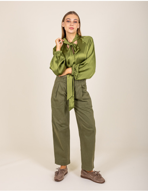 Blouse met strikkraag in kaki