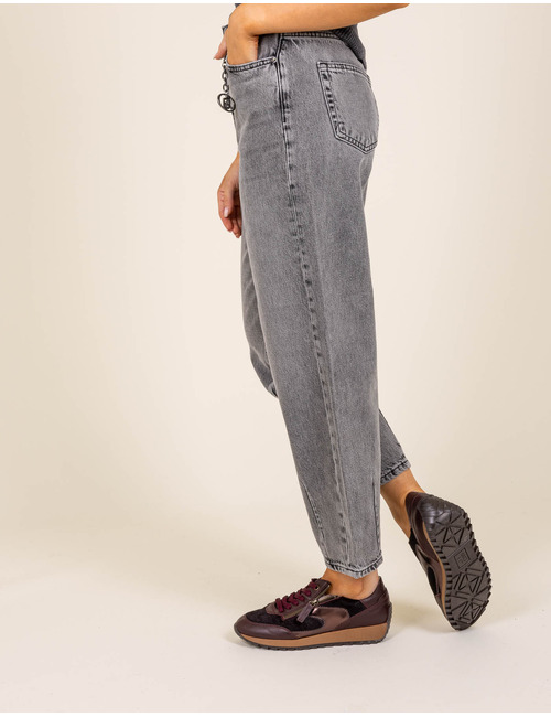 Jean gris coupe tapered