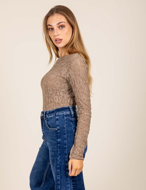 239885_3.JPG